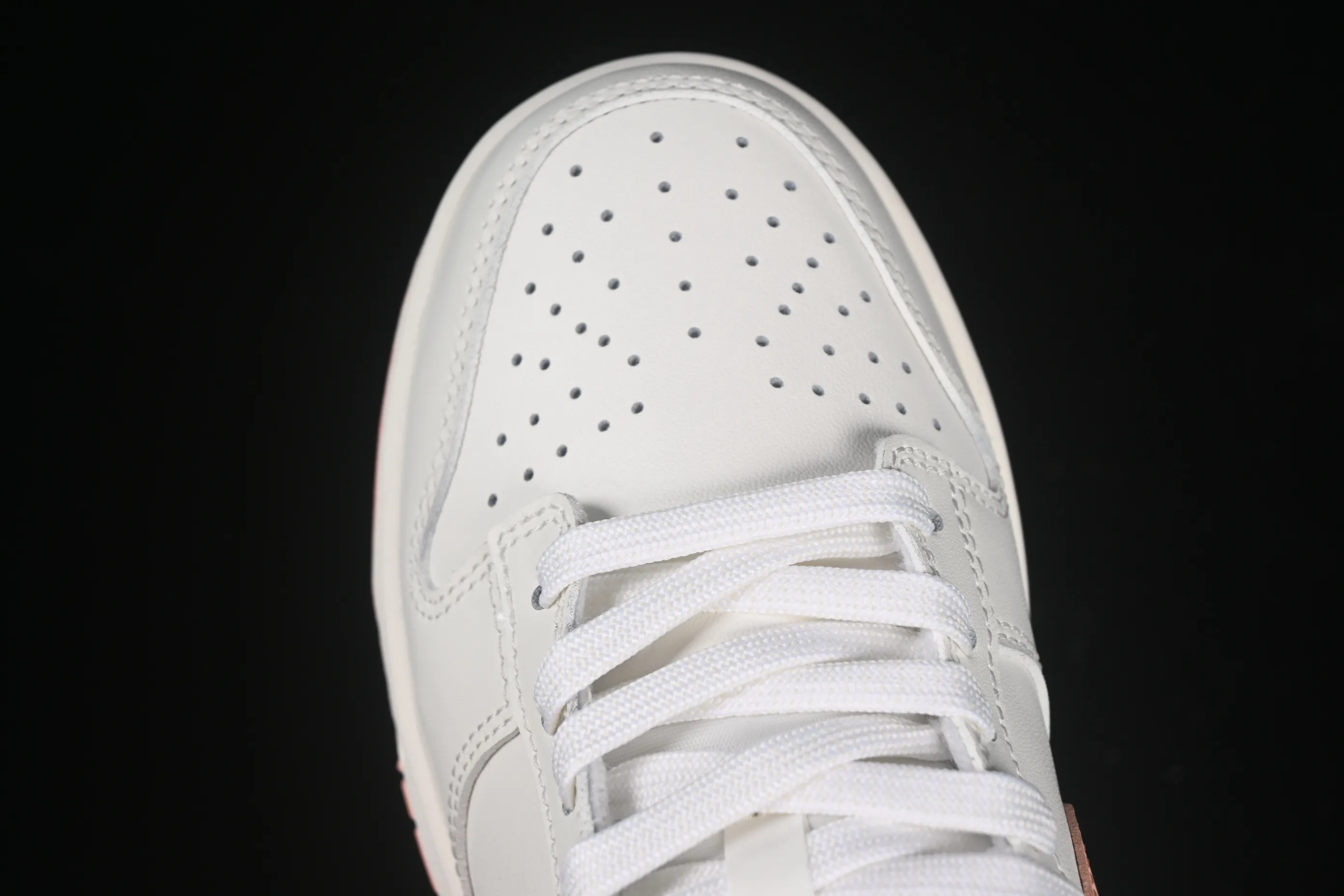 All categories Nk SB Dunk series Nk SB Dunk Low Low-top sneakers Nike SB Dunk Low Pink Love Anniversary high-end customization Low-top casual sneakers WP0212-015